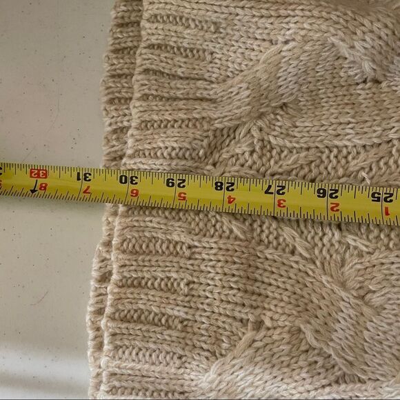 Cream poncho sweater  - Picture 6 of 6